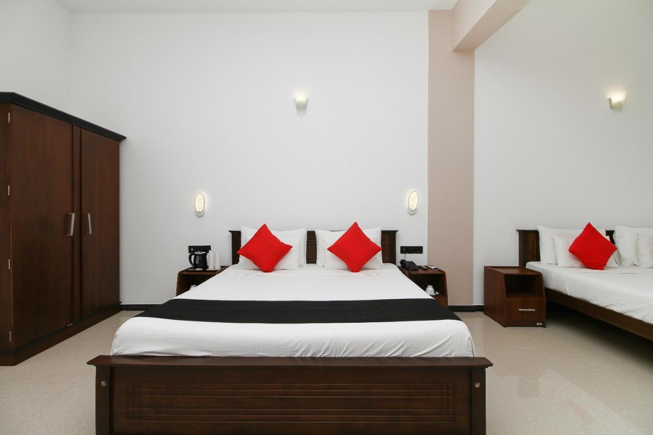 Grace Beach Resort By Travel Corners Negombo Exterior photo