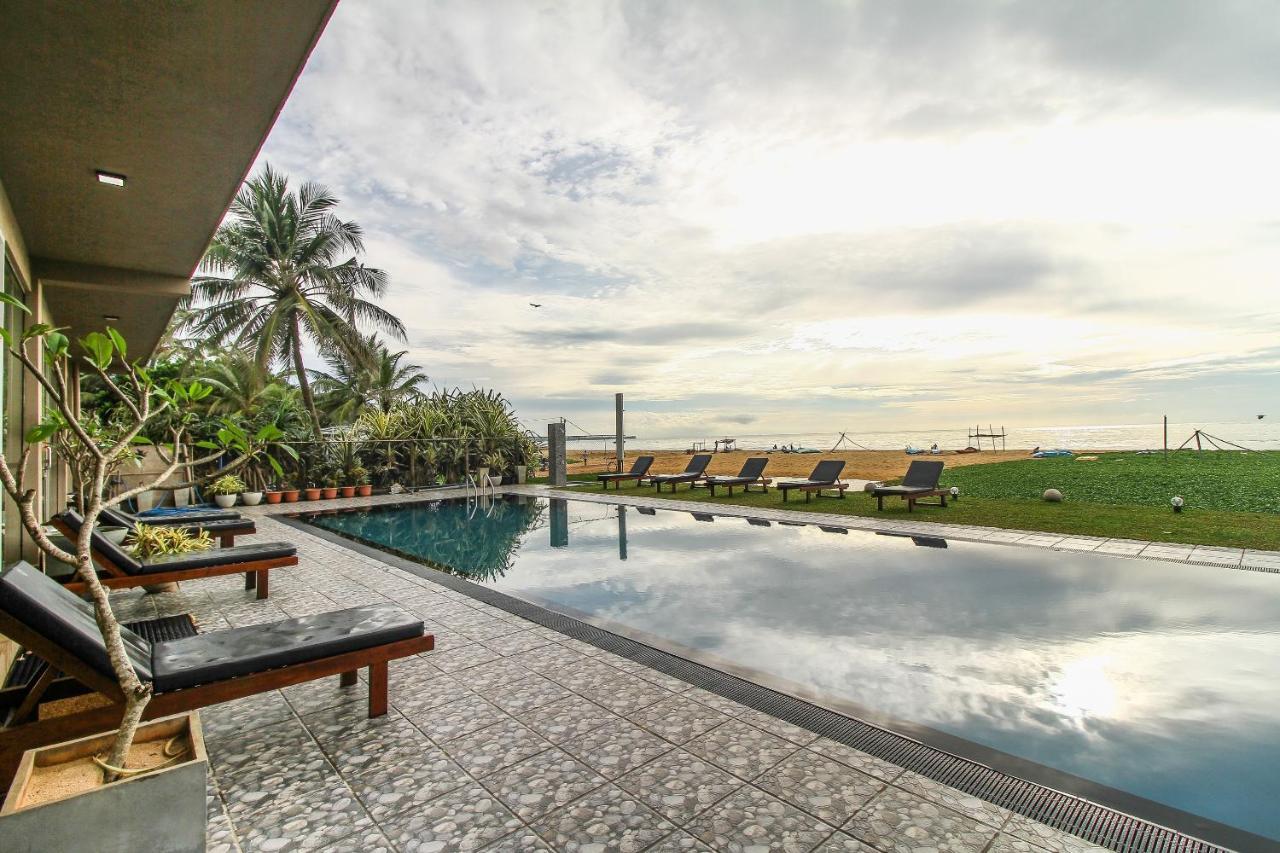 Grace Beach Resort By Travel Corners Negombo Exterior photo