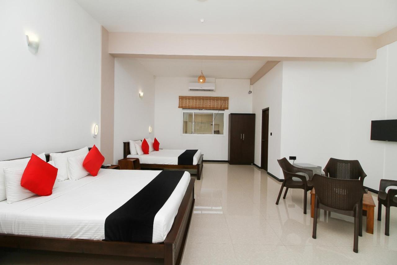 Grace Beach Resort By Travel Corners Negombo Exterior photo